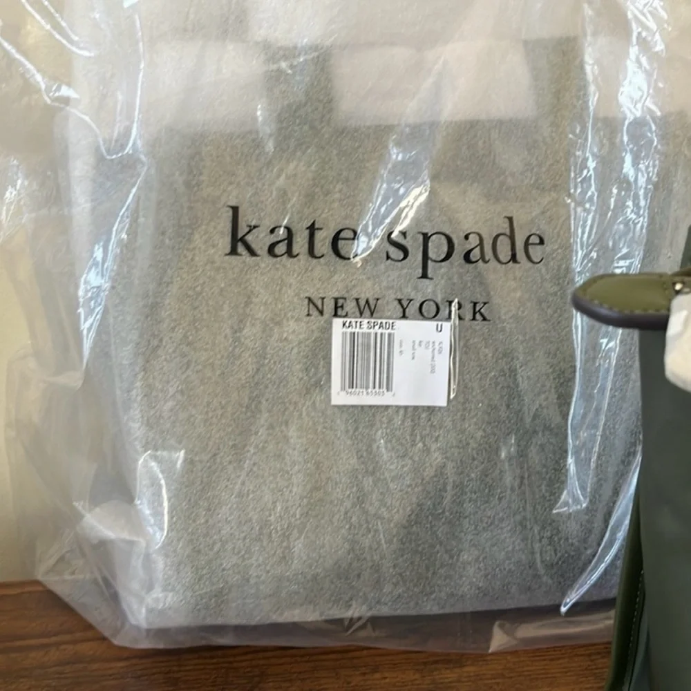 NWT Kate Spade Nylon Everyday Small Tote / Cross Body / Purse - Picture 4 of 7